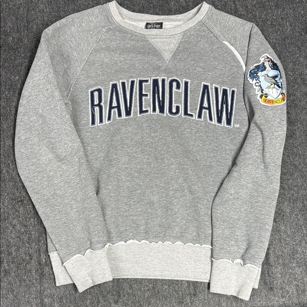 Warner Bros. Gray Crewneck Sweater with Ravenclaw Emblem